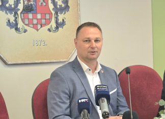 Marušić čestitao Dan učitelja: U školstvu provodimo projekte vrijedne 30 milijuna eura