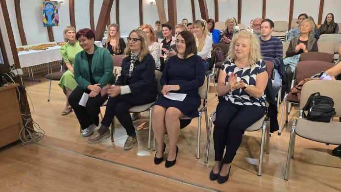 Messenger_creation_5A18F5C8-EAA3-4A94-90A0-FEB59A72AFB4