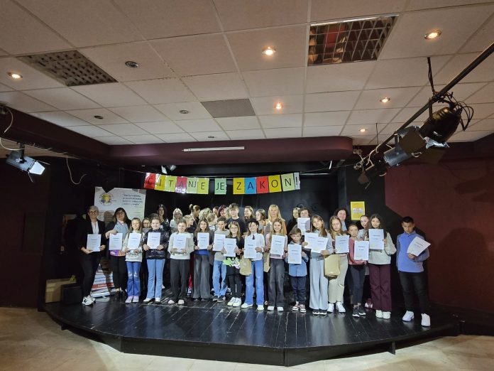 571237812_1272850614878090_4704692243312569726_n