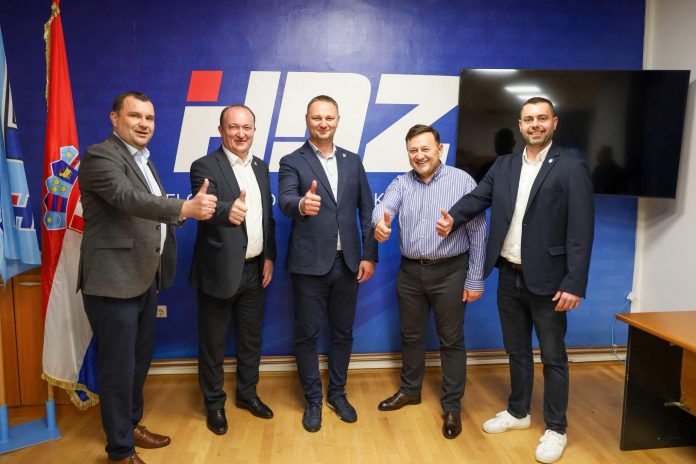 572155145_1292371706239128_610462582331502907_n