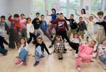 Ples za pozitivan razvoj djece – Predstavljena društvena igra „Probaj ples“ u osnovnim školama Bjelovarsko-bilogorske županije