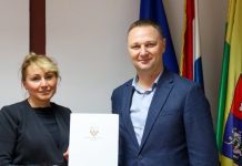 Župan Marušić dodijelio ugovore za program usmjeren na komunikaciju i mentalno zdravlje djece