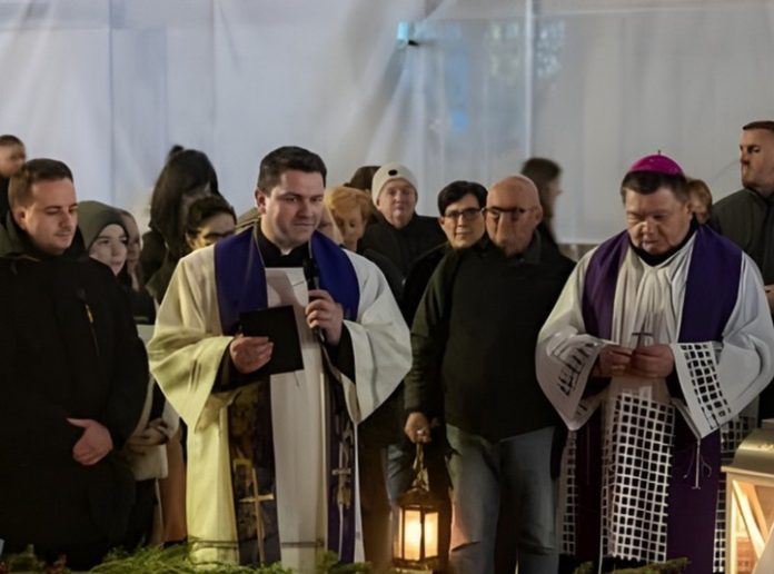 Advent u Bjelovaru - Žive jaslice