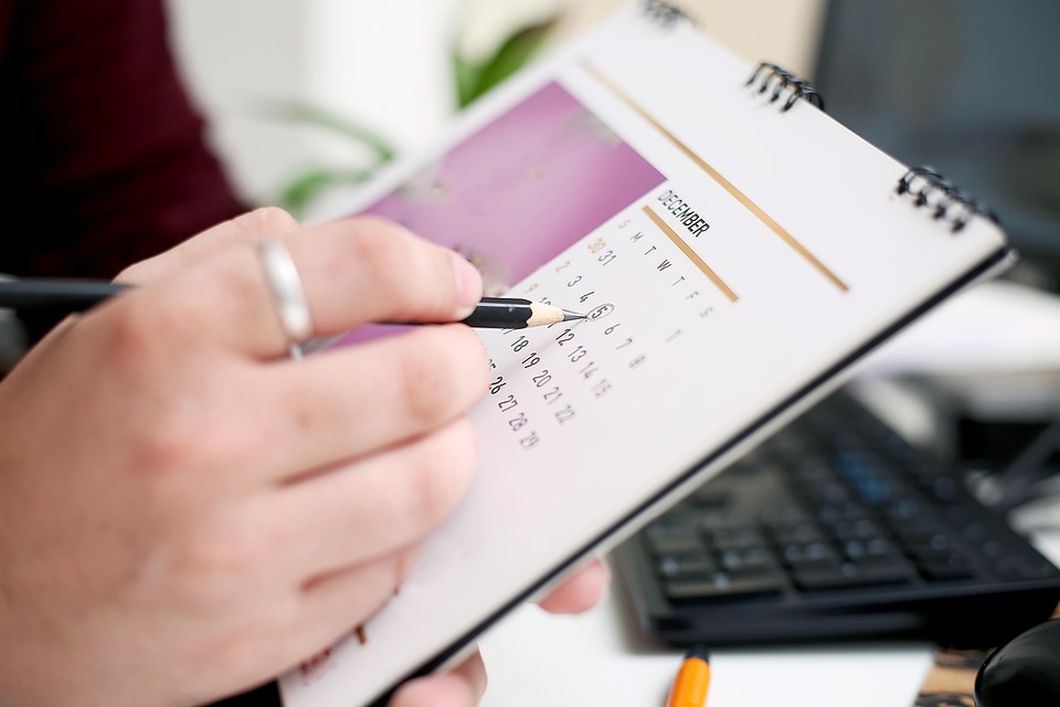 calendar-7702614_960_720