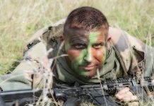 Treba li država pozvati i Hrvate iz dijaspore na služenje vojnog roka?