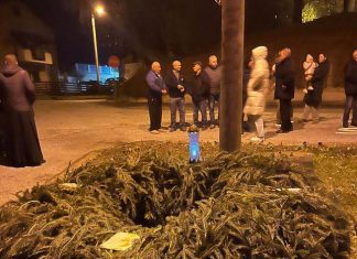 Paljenje prve adventske svijeće u Šandrovcu 29. studenoga