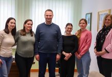 Župan Marušić uručio nove ugovore zdravstvenim djelatnicima