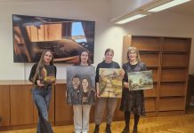 U knjižnici Medicinske škole Bjelovar zatvorena izložba radova učenice Marije Juković