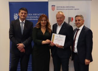 Načelnik Općine Rovišće Slavko Prišćan primio zahvalnicu Ministarstva pravosuđa, uprave i digitalne transformacije