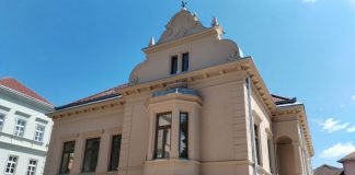 Ukras centra Daruvara: Zgrada Porezne uprave nakon obavljenog posla moderna i funkcionalna u svakom pogledu