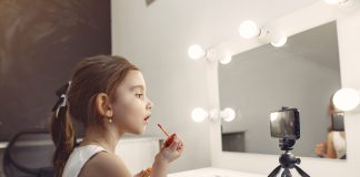 Koliko je opasan novi TikTok trend #ToddlerSkincare?Društvene mreže djeci sve ranije nameću pritisak izgleda i potrošnje