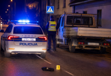 Užas u Garešnici: tijekom vožnje ispao iz otvorenog tovarnog prostora pick-upa i teško stradao