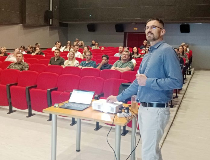 220 - GP - 1200 F - Većina Hrvata troši impulzivno, ali bolji smo od Talijana
