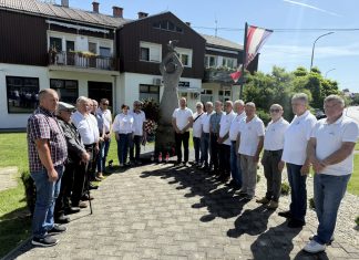 U Dubravi obilježen Dan državnosti polaganjem vijenaca i paljenjem svijeća