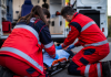 Obrada kopita završila tragedijom. Veterinarski djelatnik preminuo nakon udarca kobile