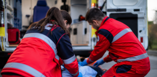 Obrada kopita završila tragedijom. Veterinarski djelatnik preminuo nakon udarca kobile