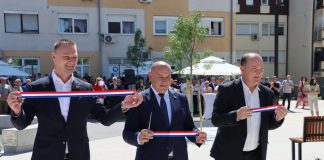 Dan branitelja obilježen u Garešnici: Otvoren obnovljeni Trg hrvatskih branitelja, odana počast poginulima i obilježena 35. obljetnica 1. satnije ZNG-a 91 Garešnica