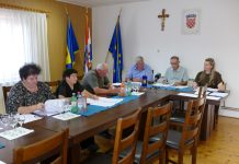 Na sjednici Općinskog vijeća Berek raspravljalo se o proračunu, vrtiću, zemljištima te problemima s turističkom zajednicom, psima lutalicama i napuštenim automobilom