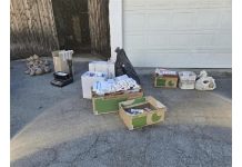 U skrivenim prostorima kuće kod Bjelovara pronađeni duhan, cigarete, droga, oružje i više od 5.000 komada streljiva