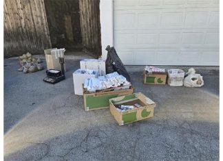 U skrivenim prostorima kuće kod Bjelovara pronađeni duhan, cigarete, droga, oružje i više od 5.000 komada streljiva