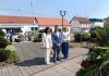 Polaganjem vijenaca i paljenjem svijeća kod spomenika poginulim hrvatskim braniteljima u Čazmi započelo je obilježavanje Dana Grada