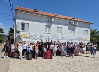 Općina Dubrava i ove godine sufinancira školu plivanja – 68 djece otputovalo u Nerezine