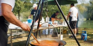 Majstori fiš paprikaša ponovno stižu na Skresove: Otvorene prijave za tradicionalnu Fišijadu u Garešnici