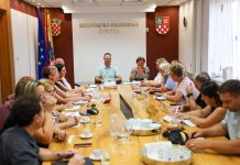 Uoči početka nove školske godine Marušić okupio ravnatelje: Cilj je jednosmjenska nastava u cijeloj županiji