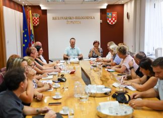 Uoči početka nove školske godine Marušić okupio ravnatelje: Cilj je jednosmjenska nastava u cijeloj županiji