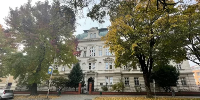 GIMNAZIJA-FOTO