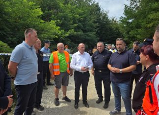 Šest osoba teško ozlijeđeno u sudaru vlakova kod Škrinjara, vatrogasci spriječili i mogući požar