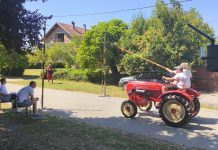 Traktorska alka okupila ljubitelje starih traktora u Novoj Rači