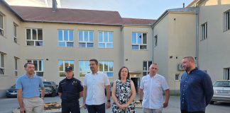Sve je spremno za novu školsku godinu: knjige već čekaju učenike, a policija brine o sigurnosti u prometu