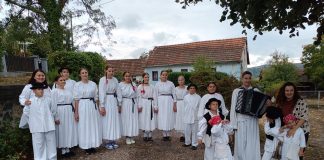 Mali čuvari stare tradicije: U Gornjem Mikloušu izvedena Mala zapovijed pod lipom