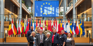 Članovi bjelovarskog SDP-a posjetili Europski parlament i razgovarali s Toninom Piculom