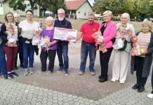 Oltimeri ponovno usrećili djecu u Ladimirevcima