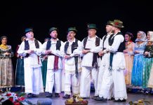 Bjelovar ponovno okuplja najbolje od izvornog folklora: 15 skupina na pozornici Doma kulture